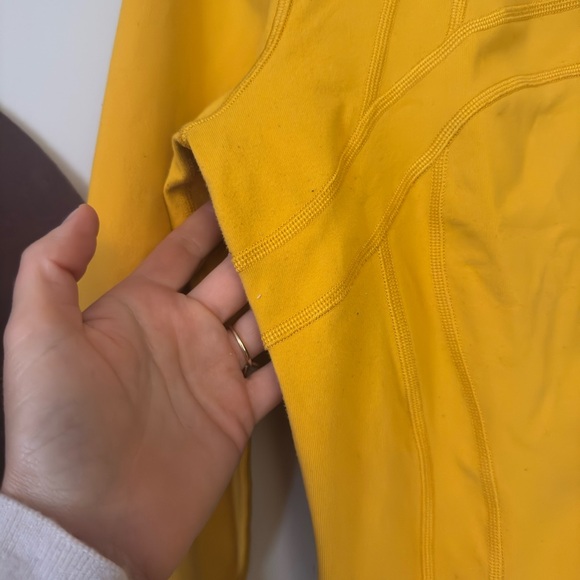 Lululemon define Jacket size 6 • gently used - Picture 3 of 4